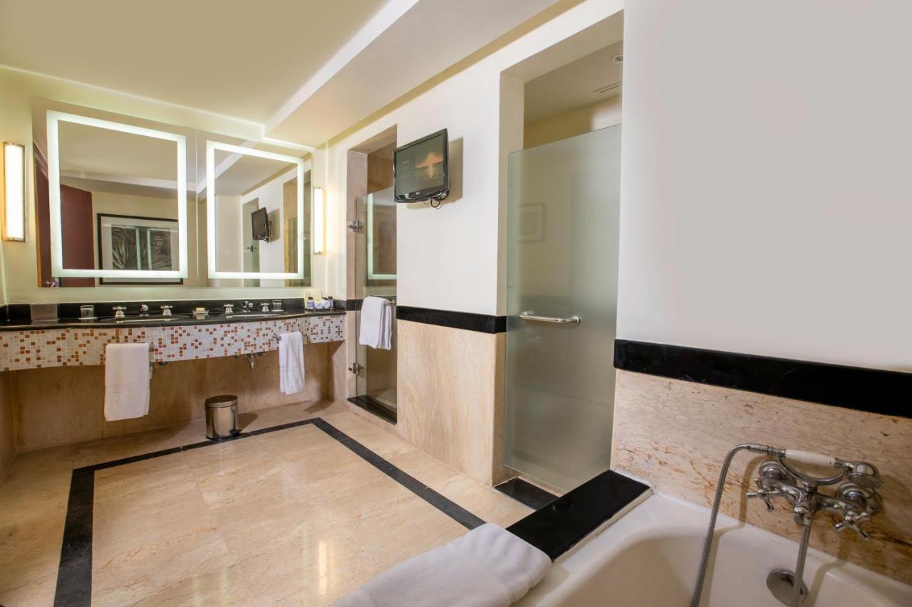 Regency Suite,1346280248:JPEG