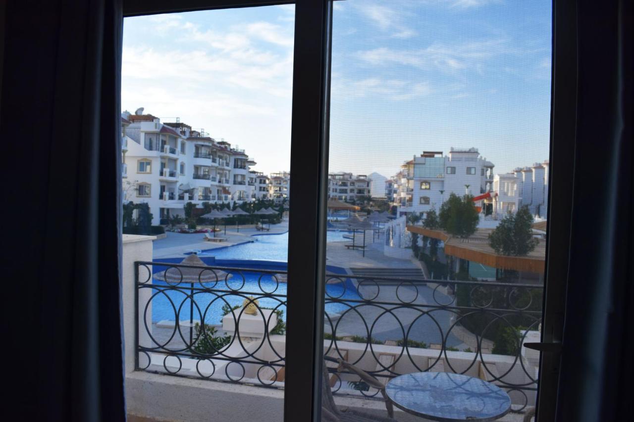 Two-Bedroom Apartment,1352229971:JPEG