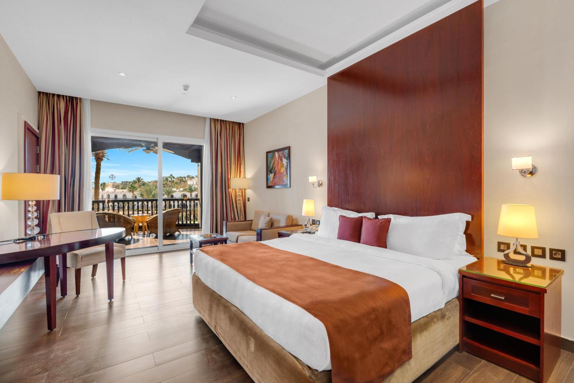 Royal Savoy Suite Adults Only