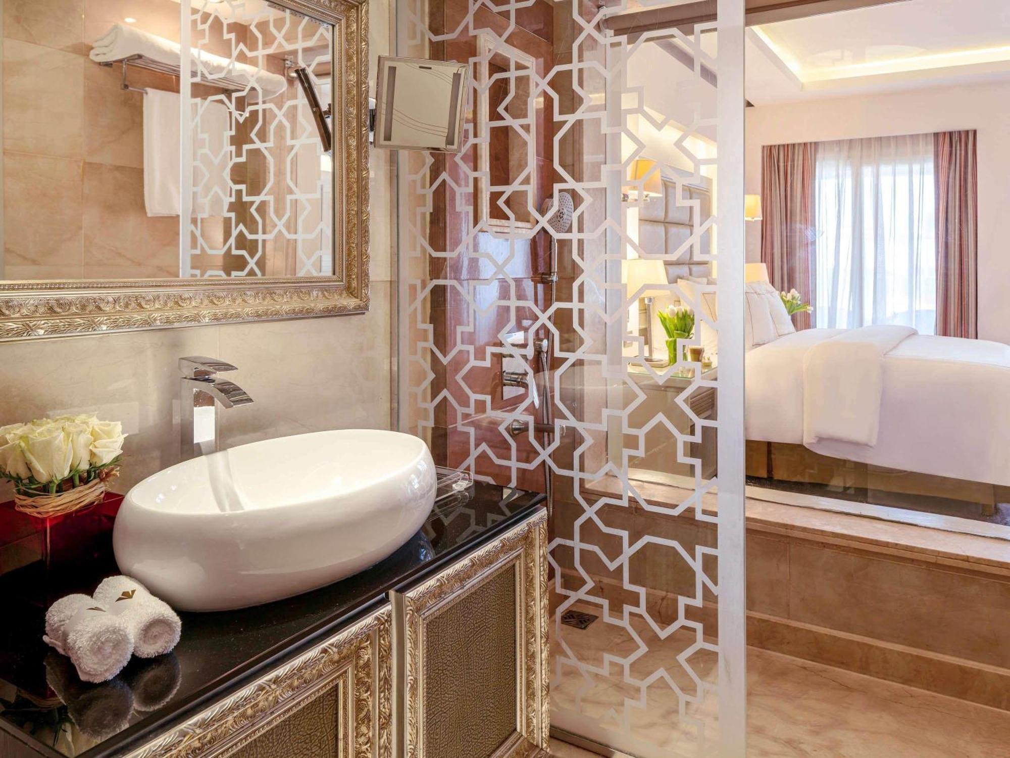Premium Room,1719335332:JPEG