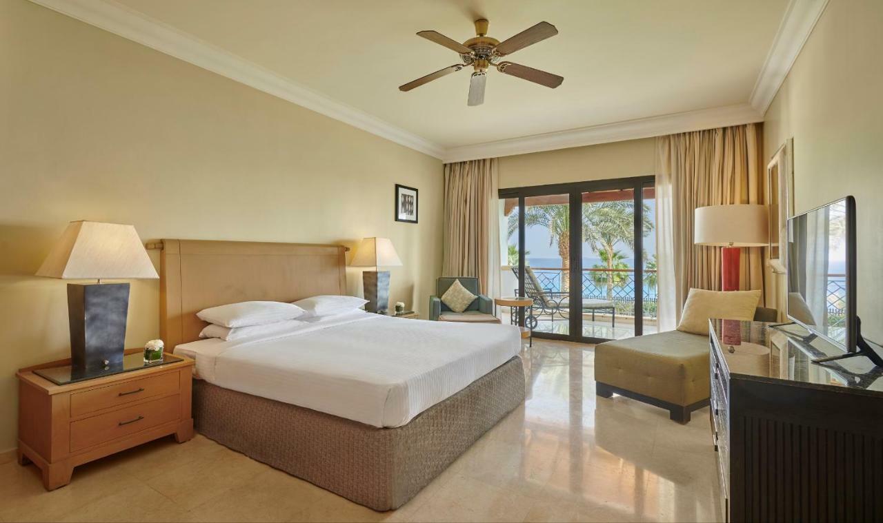 Sea Front Room,1709583918:JPEG