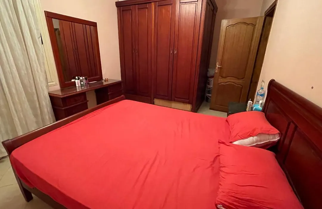 Lovely 2 Bedrooms Apartment With Pool Access-1