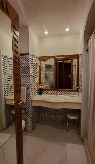 Private Furnished One-Bedroom Apartment At Domina Coral Bay - Block 34-1