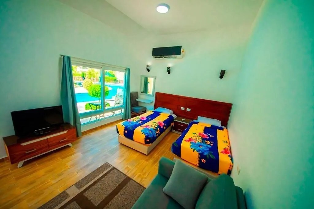 Lovely Chalet Luxury Furniture-1
