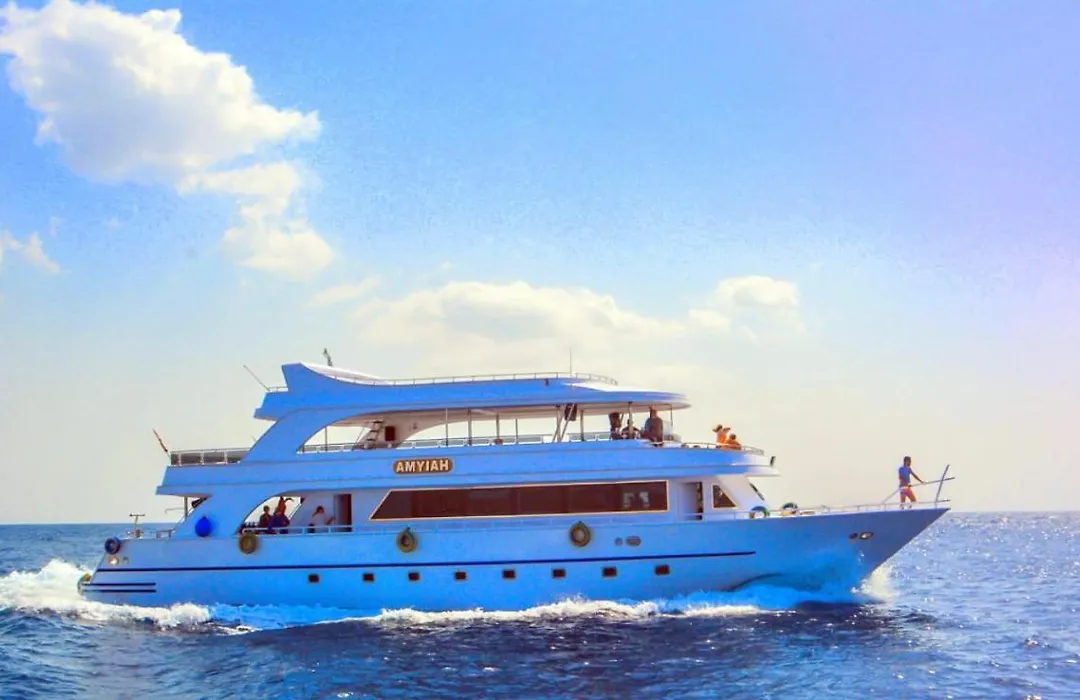 Vip Yacht-1