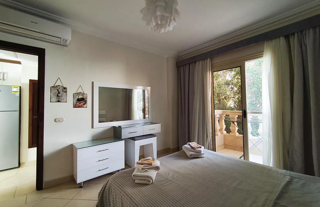 One- Bedroom Apartment S3 In Vip Zone Sunny Lakes-1