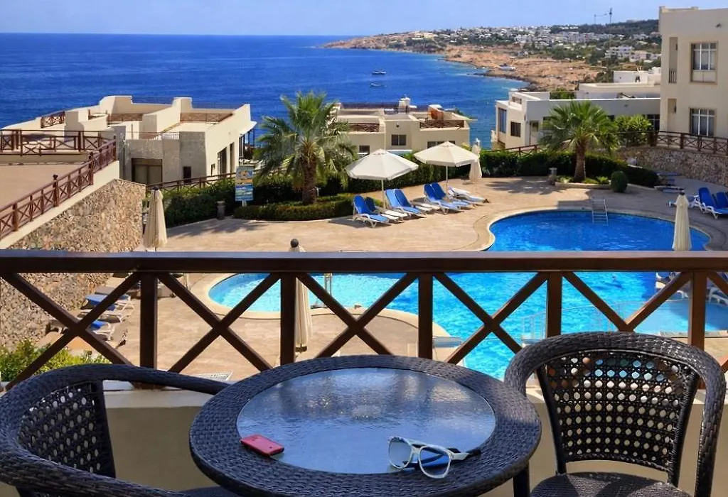Sharks Bay Oasis 2 Bedrooms Apartment With Panoramic Sea View & Private Beach-1