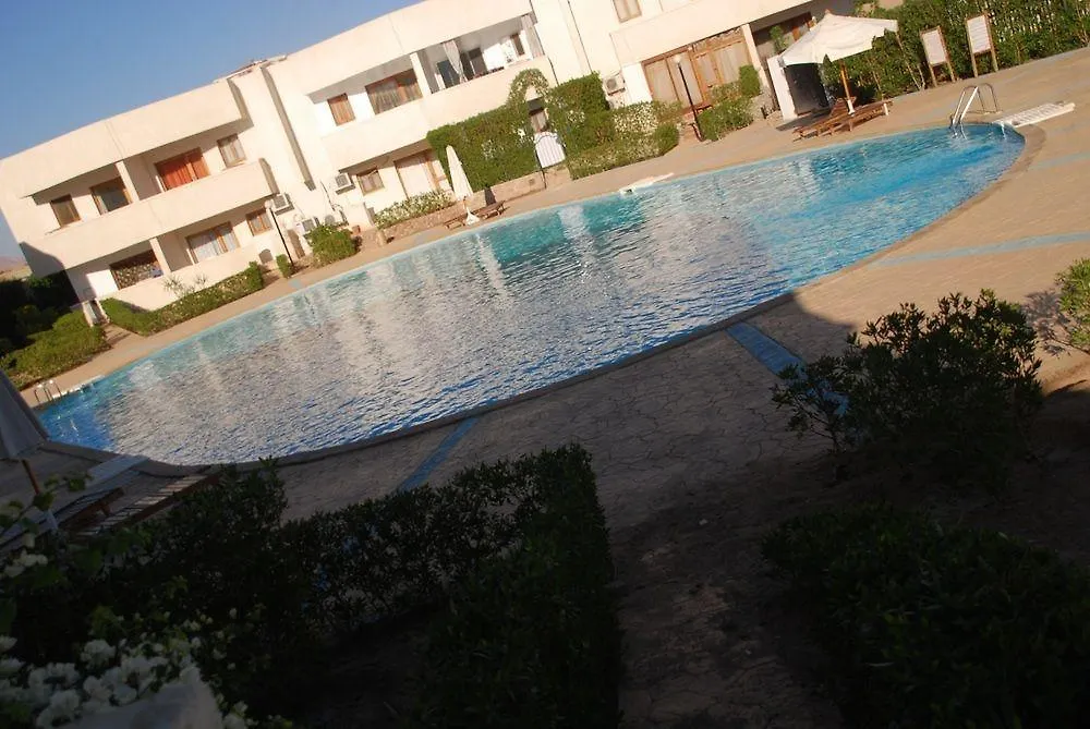 Criss Haya Apartments-1