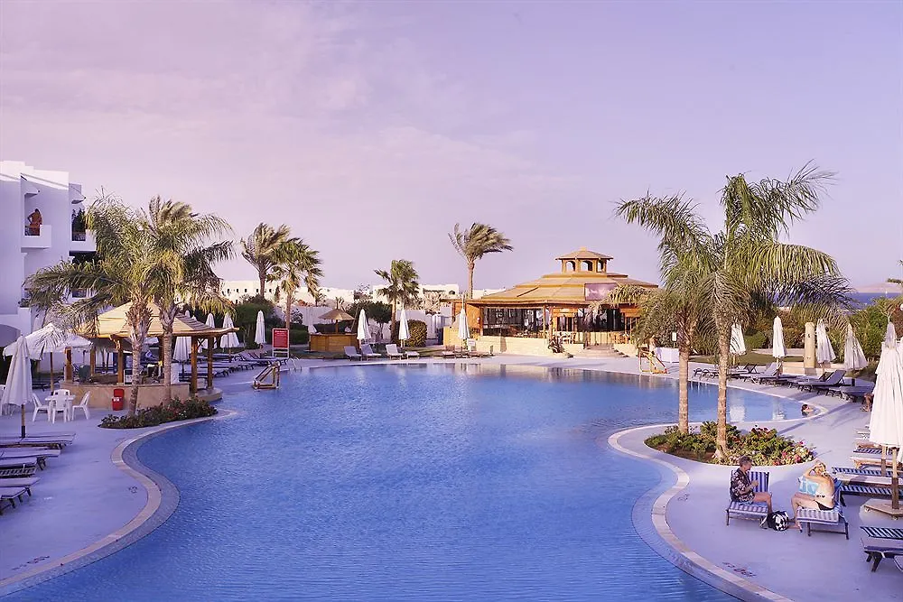 Ivy Cryene Island Resort & Aqua Park-1