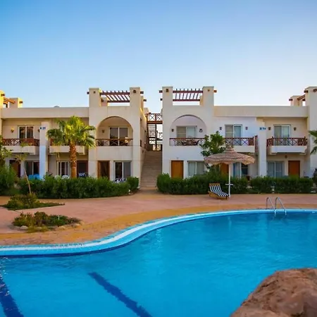 Sunny Lakes Resort , Revira Plus Apartment-3