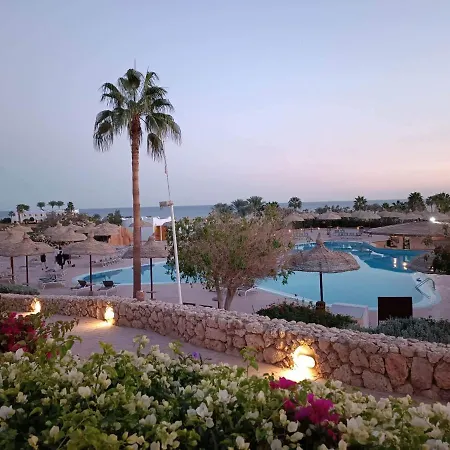 Bellissimo Appartamento Vista Mare Sulla Piscina-2