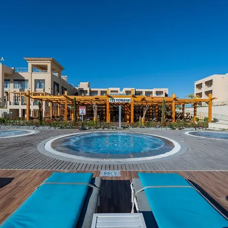Cleopatra Luxury Resort Sharm - Adults Only 16 Years Plus-2