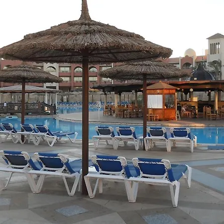 Tirana Aqua Park Resort-3
