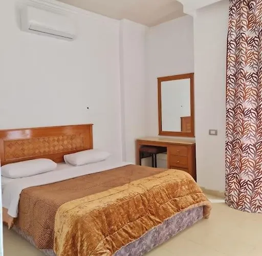 Basic 2 Bedroom Apartment Charm el-Cheikh