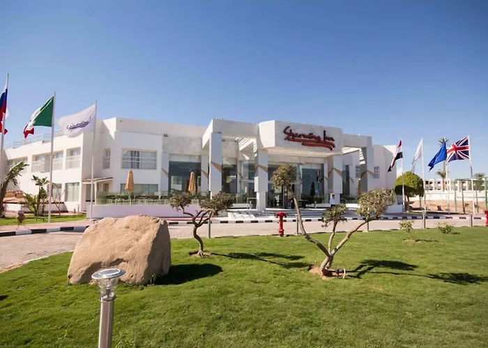 Sharming Inn Hotels - Couples And Families Only