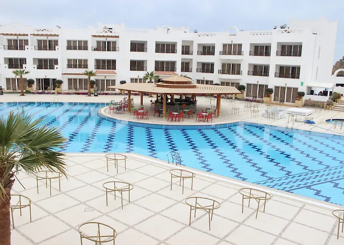 Boutique Old Vic Sharm Resort
